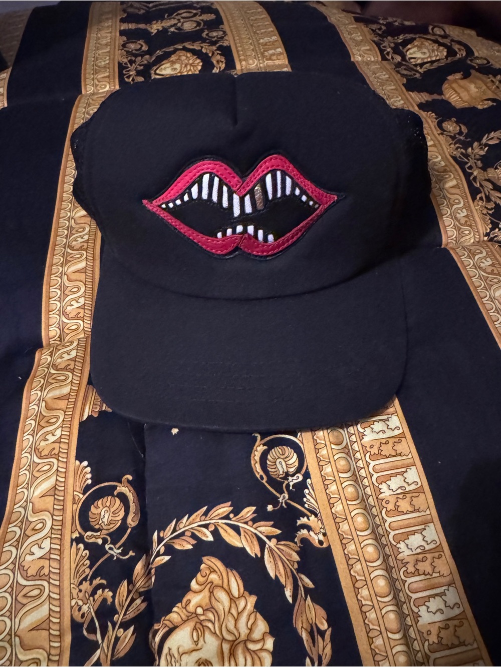 Chrome Hearts Lips Black Cap Red Lip Patch